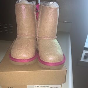 Ugg toddler 7